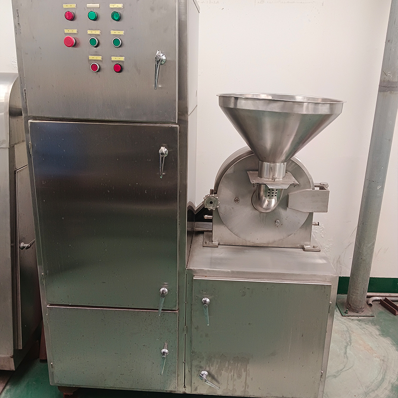 除尘万能粉碎机